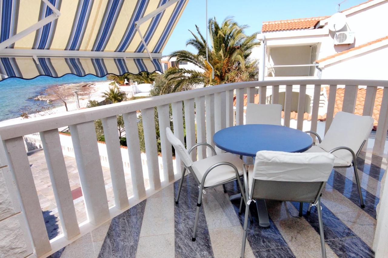 Family Friendly Apartments With A Swimming Pool Rogoznica - 7557 Exterior photo